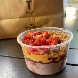 Açaí bowl