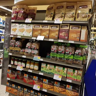 the shelves of a grocery store