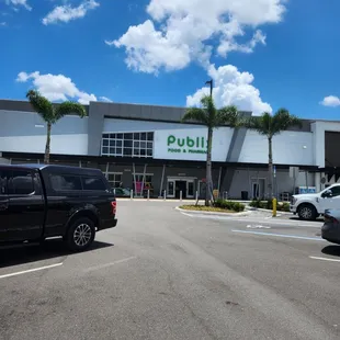 New publix parking lot