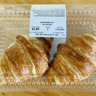 croissants R fresh made HERE in house. We asked bc they R superb! They told us they make the dough &amp; bake them FRESH.