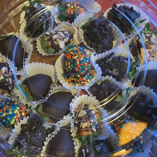 Chocolate Covered Strawberries Platter-- Gorgeous &amp; incredibly delicious! $25 for 21.