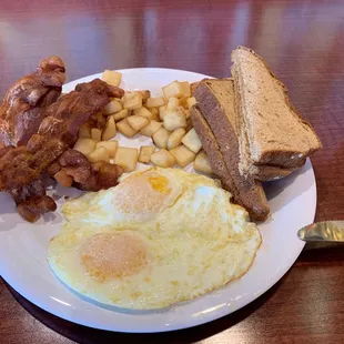 Ummmm breakfast for $7.00? FTW!!!!