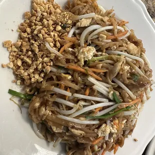 Pad thai chicken
