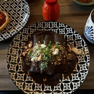 Mole enchiladas