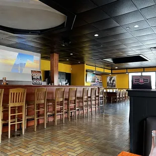 Inside/bar