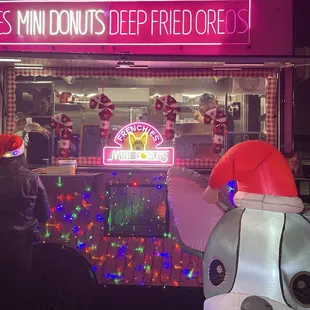 Frenchie mini donuts