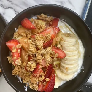 Granola bowl