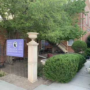 Victoria Street Entrance