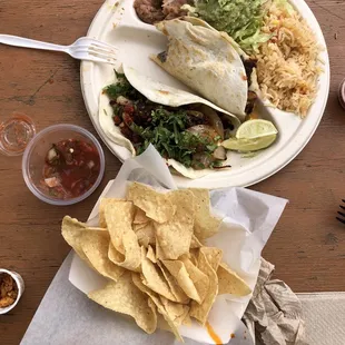 Specialty taco plate