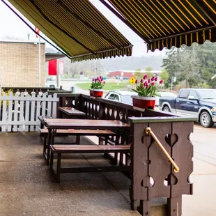 Puempel's Olde Tavern