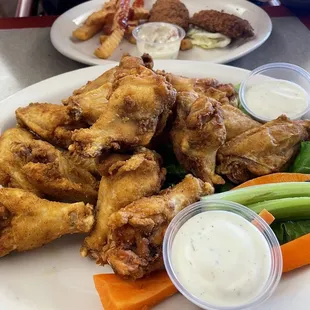 Chicken wings cooked to perfection lol