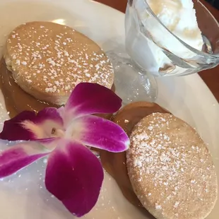 Alfajores with vanilla ice cream