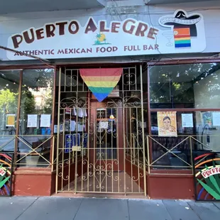 the entrance to a mexican food restaurant
