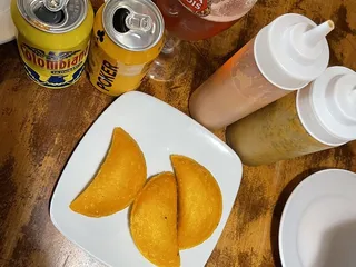 Delicias Colombianas Jax
