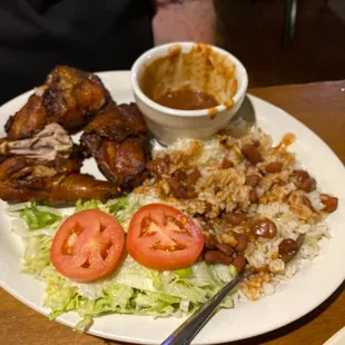 Pollo Frito con arroz con abilluelas