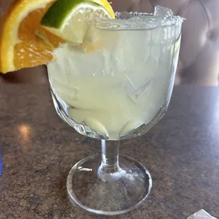 dessert, drink