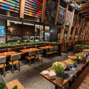 Limon Lounge Reception with Display Station