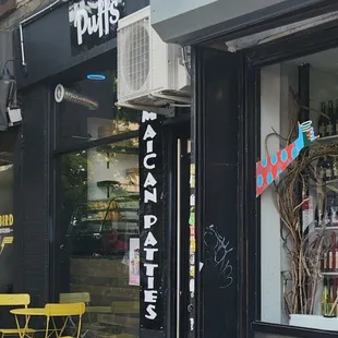 Puff&apos;s Patties
