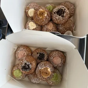 matcha, strawberry, chocolate, caramel, vanilla, and oreo cream puffs.