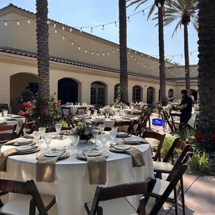 Everything from tables to runners and napkins.