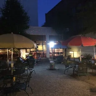 Concert every Saturday on the patio