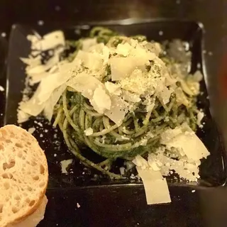 Spaghetti Pesto