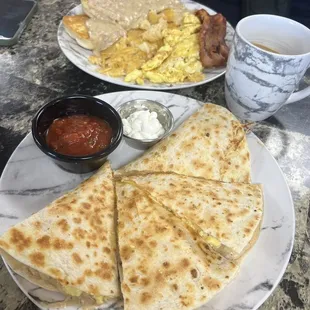 Broken record Mexican omelet and sausage biscuits &amp; gravy