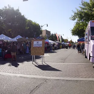 Pumpkin Fair 2016 was small but an introduction to Manteca's businesses.