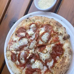 Napoli with pepperoni and goat cheese