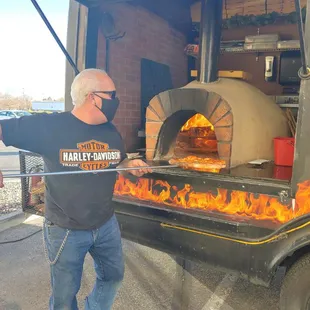 Flamin' at 900° 90 second pies