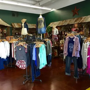 Women&apos;s Department