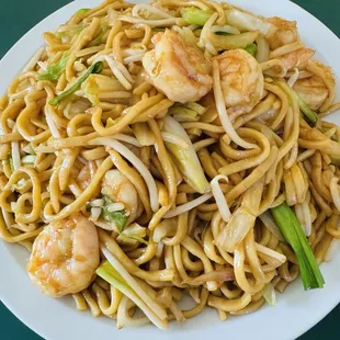 Shrimp chow mein