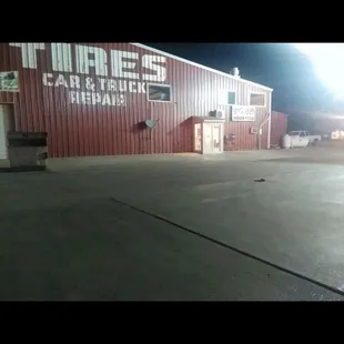 an empty parking lot at night