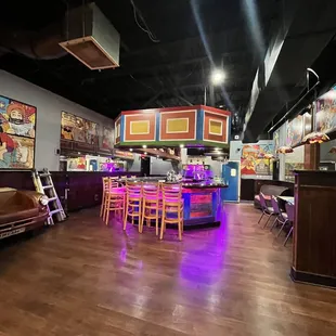 Large party place with bar