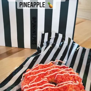 Innovative and fresh! The strawberry crunch pineapple