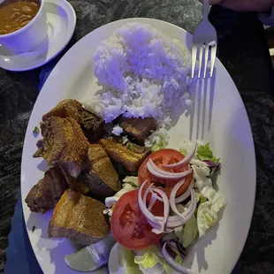 Chicharrón de Cerdo y arroz blanco
