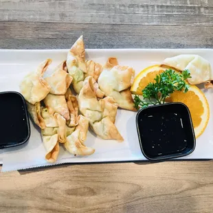 Cream Cheese Avocado Wontons