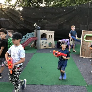 Pups of war arena, Kapolei