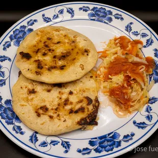 2 Pupusa plate with Salsa and Curtido