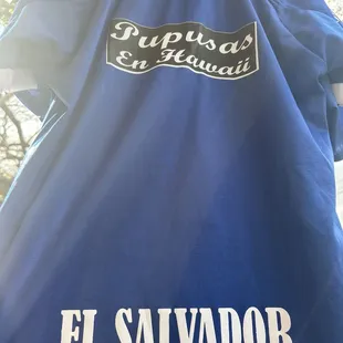 Pupusas en Hawaii shirts for sale