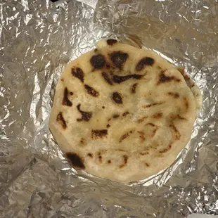 Pupusa revuelta (came with bandeja)