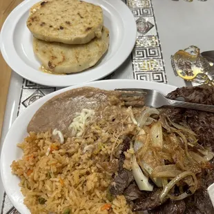 Steak plate with two Pupusas!