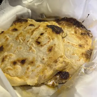 Revuelta Pupusa