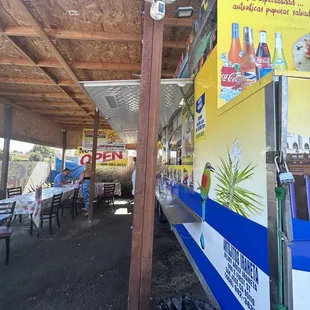 Ordering/dining area