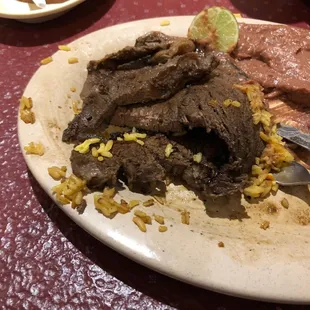 Carne asada no bien, food sucks, service aren&apos;t trained.