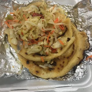 This is a good popusa place to come ! Very affordable and bomb