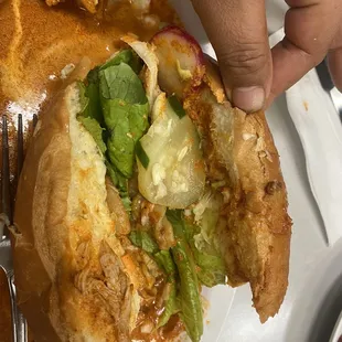 De panes con pellejos de pollo