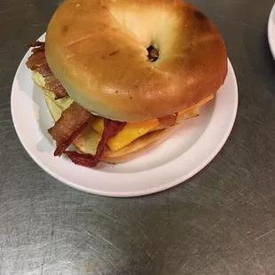 Bacon egg &amp; Cheese