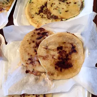 Bottom - mixed, top - spinach