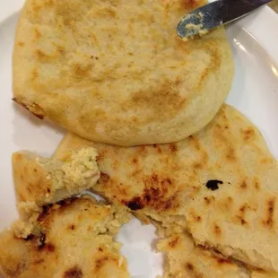 Pupusa de pollo